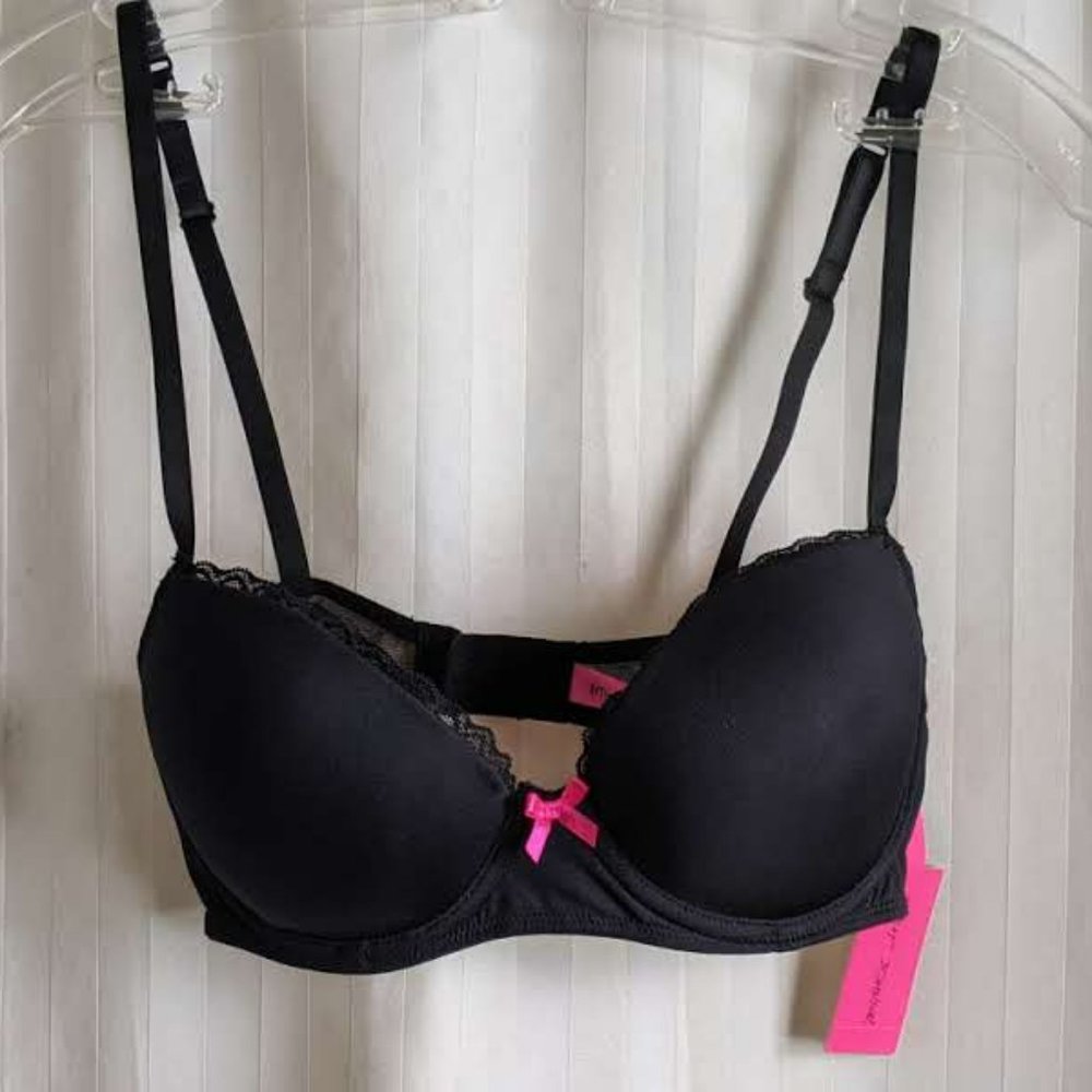 Betsey Johnson Bra